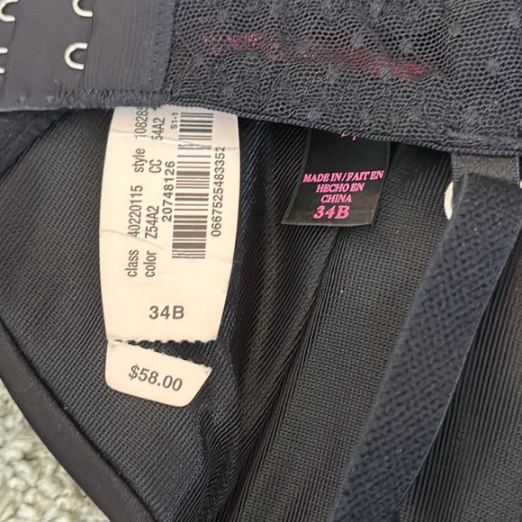 Victorias Secret lingerie black with pink bows and sparkles on front size 34B - Picture 9 of 12